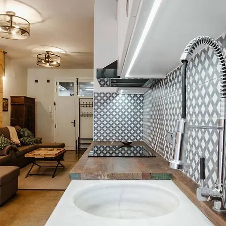 Apartment For 6 With Pool, Garden, Climbing Area *